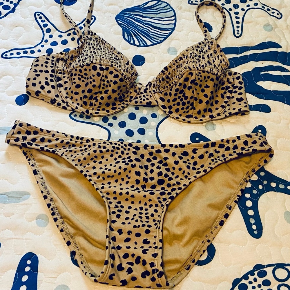 Leopard Print Bikini Set - Picture 2 of 5